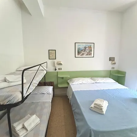 Caracas מלון 3*