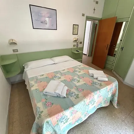 Отель Caracas 3*